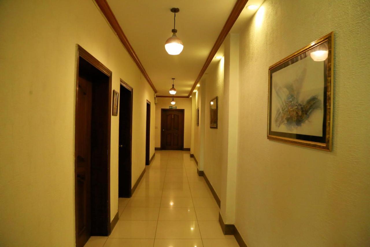 Fiesta Inn Hotel & Resorts 木尔坦 外观 照片