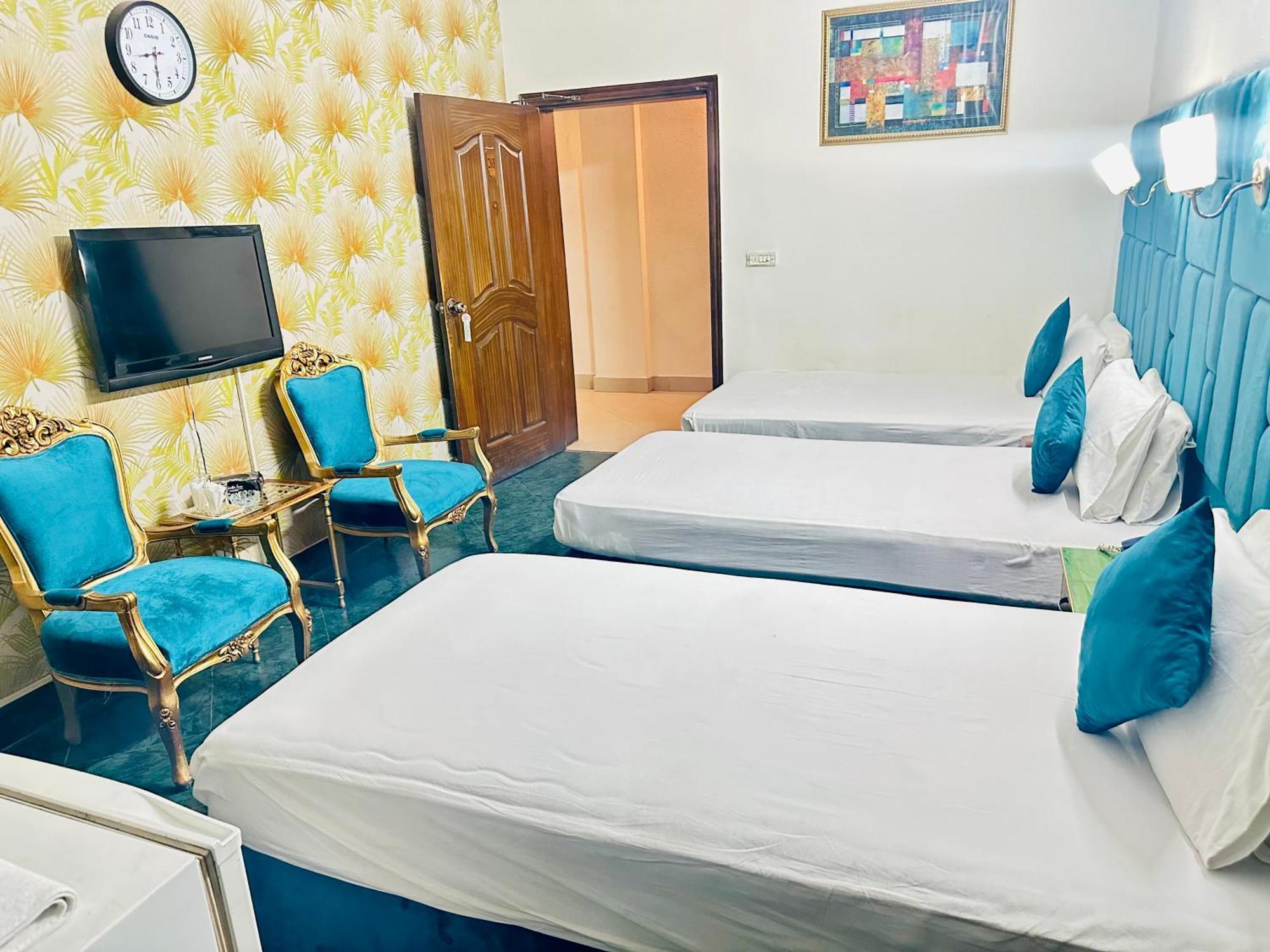 Fiesta Inn Hotel & Resorts 木尔坦 外观 照片
