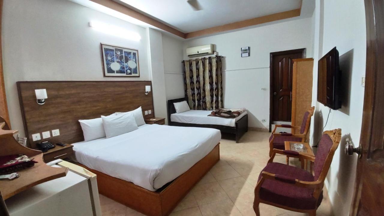Fiesta Inn Hotel & Resorts 木尔坦 外观 照片